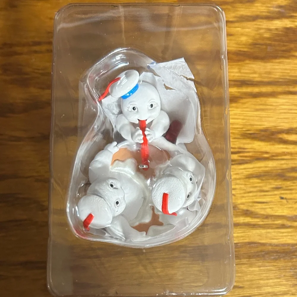 Hallmark Ghostbusters Mini Pufts in Red Cup Ornament - Picture 6 of 6